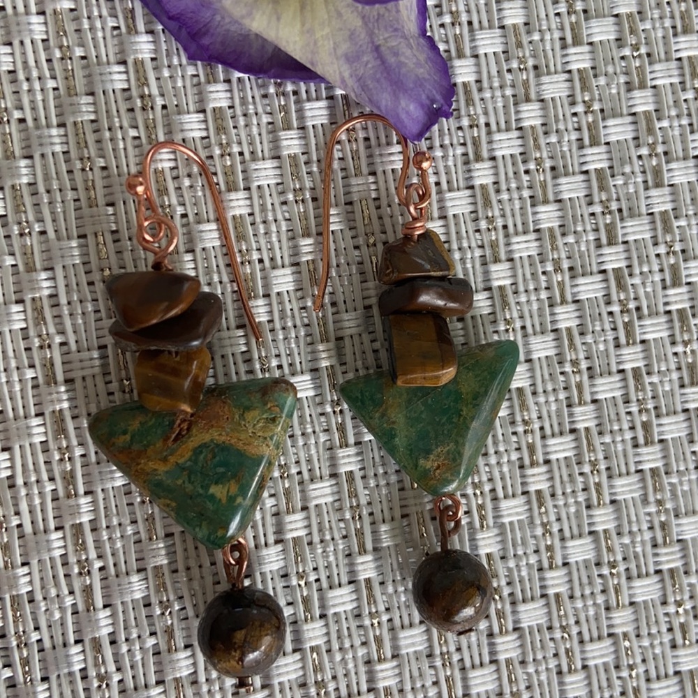 Sold.     Gemstone earrings 🆕